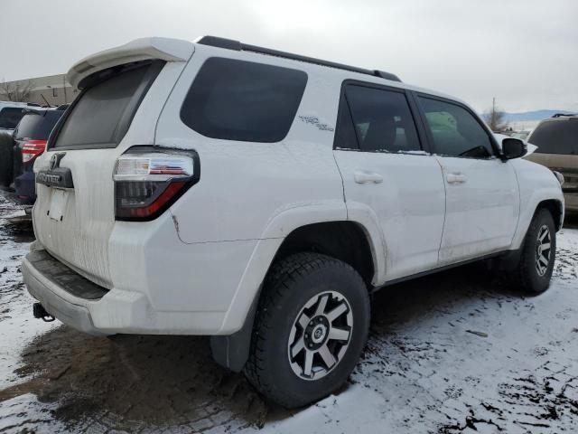 Photo 3 from auction – 2019 TOYOTA 4RUNNER SR with VIN JTEBU5JRXK5711486