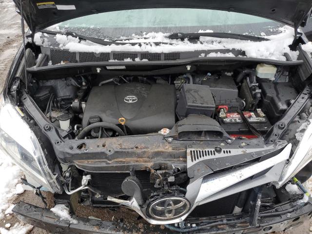 Photo 12 from auction – 2018 TOYOTA SIENNA XLE with VIN 5TDDZ3DC4JS201119