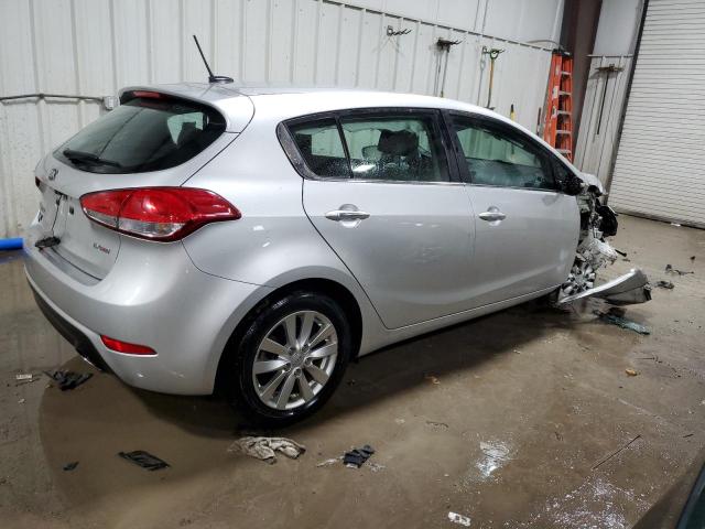 Photo 3 from auction – 2015 KIA FORTE EX with VIN KNAFX5A85F5292082