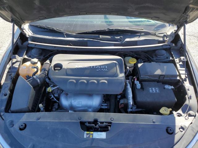 Photo 11 from auction – 2016 CHRYSLER 200 LIMITE with VIN 1C3CCCAB6GN153473