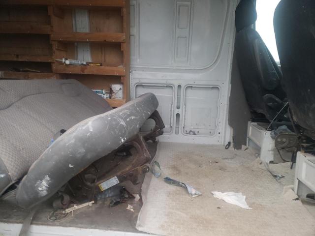 Photo 11 from auction – 2011 MERCEDES-BENZ SPRINTER 2 with VIN WD3PE7CC1B5507374