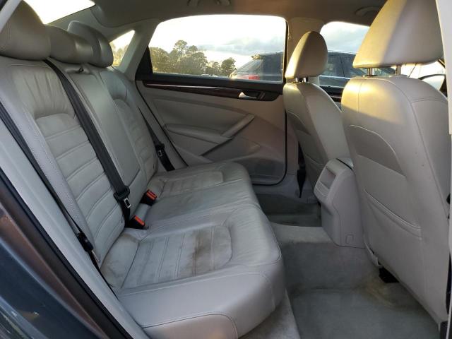 Photo 10 from auction – 2012 VOLKSWAGEN PASSAT SEL with VIN 1VWCH7A30CC015847