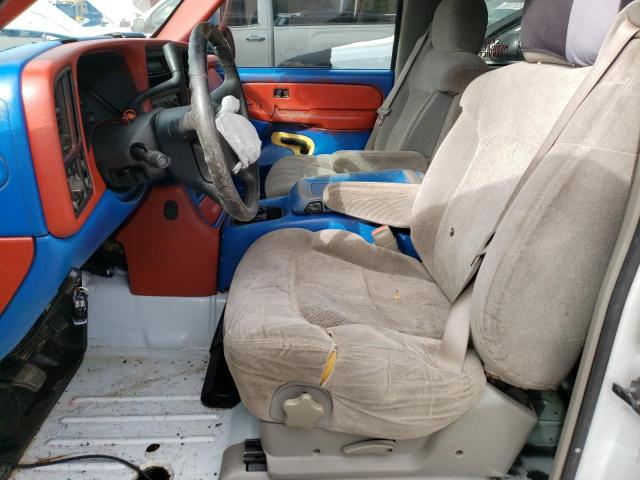 Photo 7 from auction – 2000 CHEVROLET SILVERADO with VIN 2GCEC19T0Y1338501