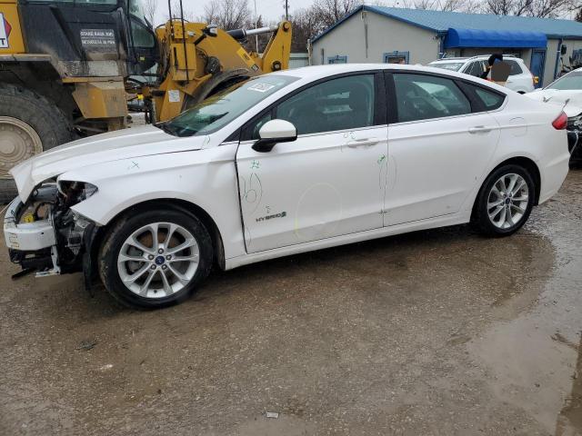 FORD FUSION SE 2019 with VIN 3FA6P0LU4KR157950 - Photo from auction