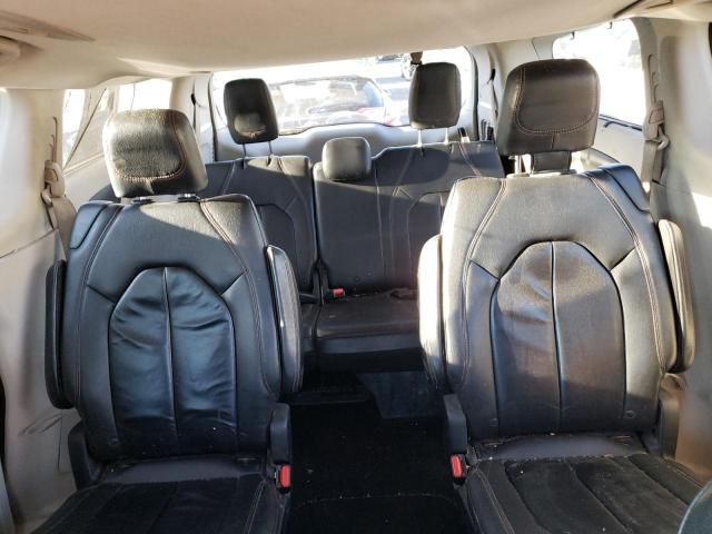 Photo 10 from auction – 2017 CHRYSLER PACIFICA T with VIN 2C4RC1BGXHR613193
