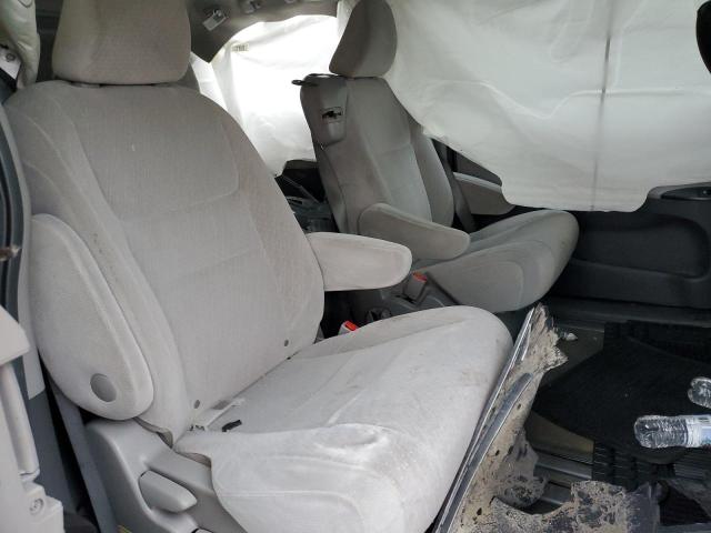 Photo 11 from auction – 2016 TOYOTA SIENNA LE with VIN 5TDKK3DC7GS694153