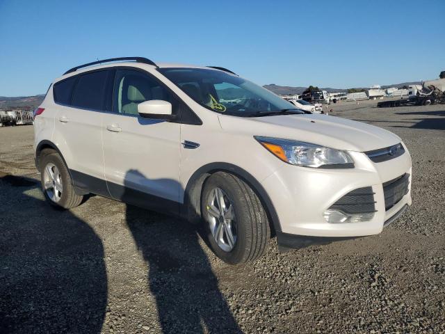 Photo 4 from auction – 2015 FORD ESCAPE SE with VIN 1FMCU9G98FUB41177