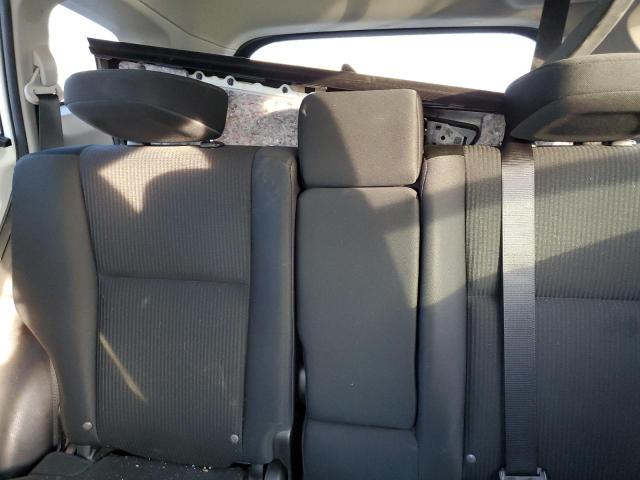 Photo 10 from auction – 2018 TOYOTA RAV4 LE with VIN 2T3BFREV4JW729308