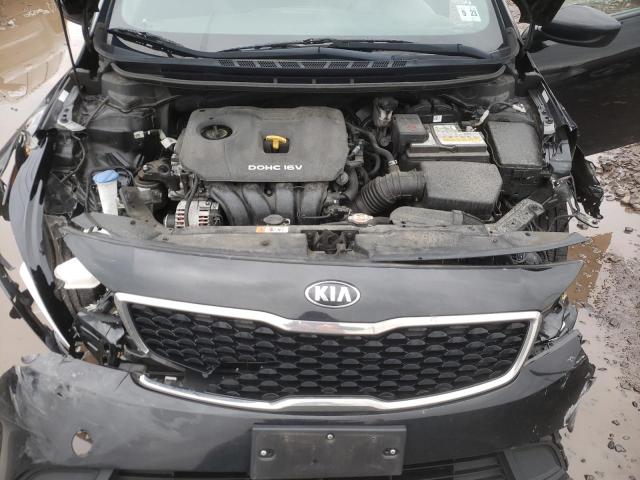 Photo 11 from auction – 2018 KIA FORTE LX with VIN 3KPFL4A76JE244183