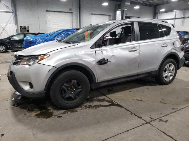 TOYOTA RAV4 LE 2014 مع رقم تعريف المركبة 2T3BFREV8EW221283 - صورة من المزاد