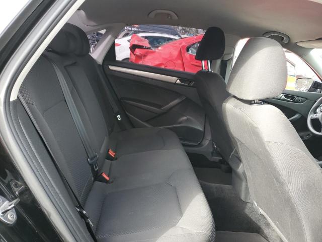 Photo 10 from auction – 2014 VOLKSWAGEN PASSAT S with VIN 1VWAT7A30EC121028