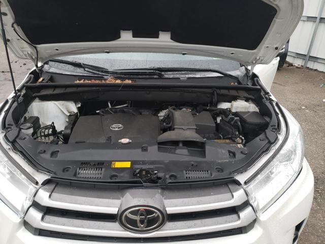 Photo 12 from auction – 2019 TOYOTA HIGHLANDER with VIN 5TDJZRFH0KS578367