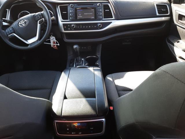 Photo 8 from auction – 2017 TOYOTA HIGHLANDER with VIN 5TDZARFHXHS026720