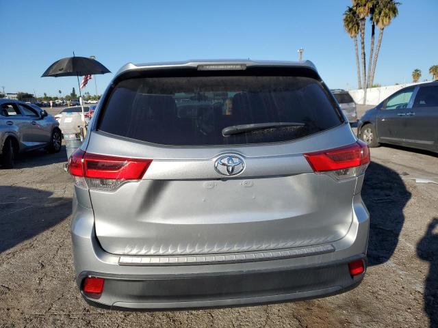 Photo 6 from auction – 2019 TOYOTA HIGHLANDER with VIN 5TDZARFH1KS053893