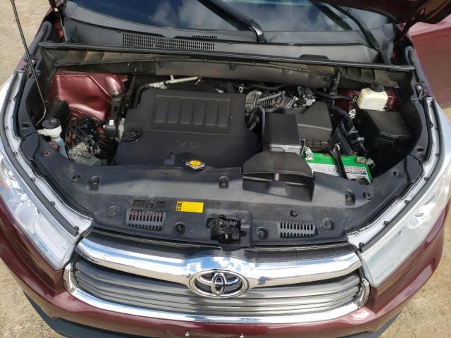 Photo 12 from auction – 2015 TOYOTA HIGHLANDER with VIN 5TDBKRFH8FS163747