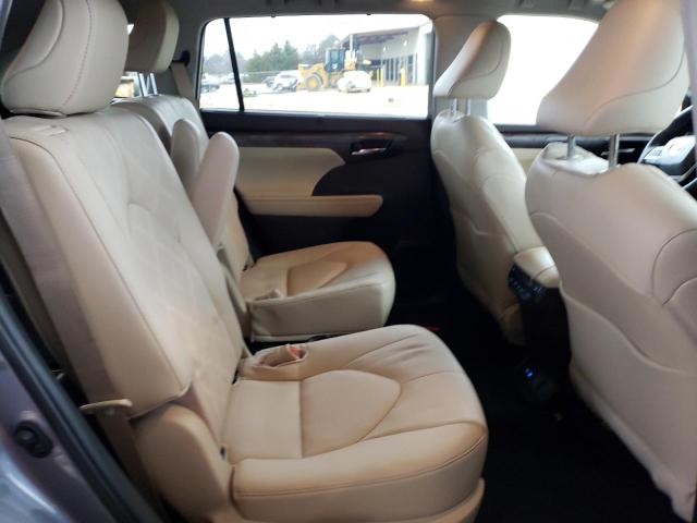 Photo 10 from auction – 2022 TOYOTA HIGHLANDER with VIN 5TDFZRAH2NS139267
