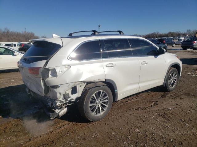 Photo 3 from auction – 2018 TOYOTA HIGHLANDER with VIN 5TDJZRFH4JS529798