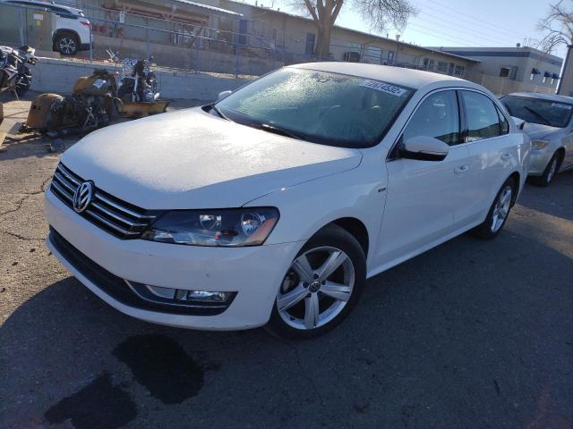 VOLKSWAGEN PASSAT S 2015 with VIN 1VWAT7A30FC110368 - Photo from auction