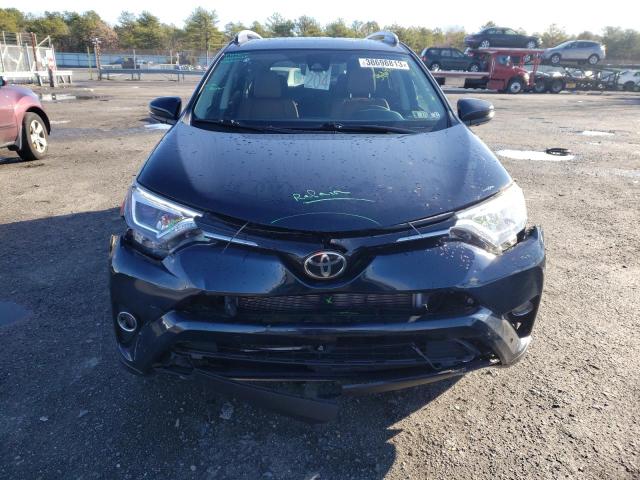 Photo 11 from auction – 2017 TOYOTA RAV4 LIMIT with VIN 2T3DFREV5HW586081