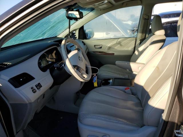 Photo 7 from auction – 2014 TOYOTA SIENNA XLE with VIN 5TDYK3DCXES482001