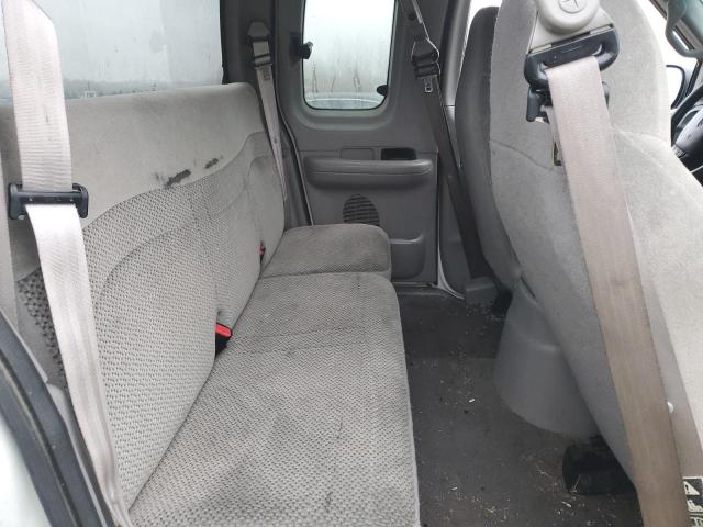 Photo 10 from auction – 2000 FORD F150 with VIN 1FTRX17L6YNB61136