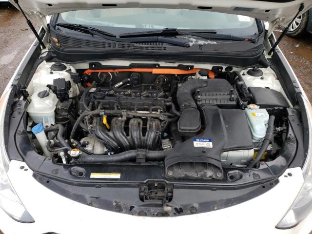 Photo 11 from auction – 2012 HYUNDAI SONATA HYB with VIN KMHEC4A48CA047731
