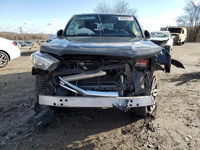 Photo 5 from auction – 2018 TOYOTA 4RUNNER SR with VIN JTEBU5JR2J5594338