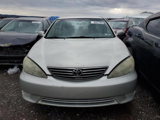 Photo 5 from auction – 2005 TOYOTA CAMRY LE with VIN 4T1BE32K05U073309