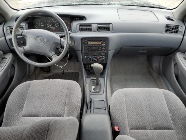 Photo 8 from auction – 2000 TOYOTA CAMRY CE with VIN 4T1BG22K3YU736249