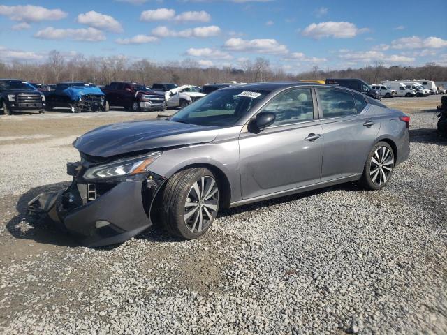 NISSAN ALTIMA SR 2019 with VIN 1N4BL4CV5KC143936 - Photo from auction