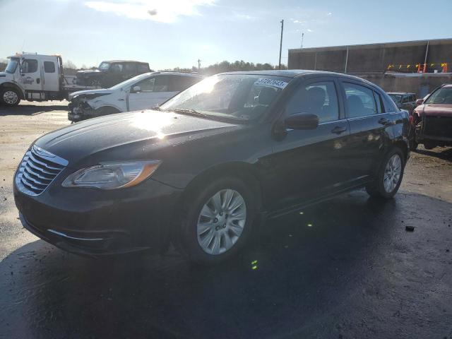 CHRYSLER 200 LX 2012 مع رقم تعريف المركبة 1C3CCBAB7CN135150 - صورة من المزاد