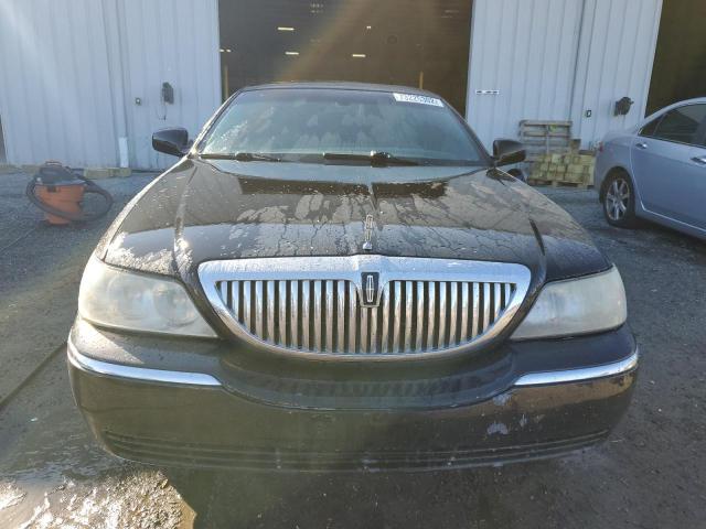 Photo 5 from auction – 2006 LINCOLN TOWN CAR E with VIN 1LNHM84W46Y630050