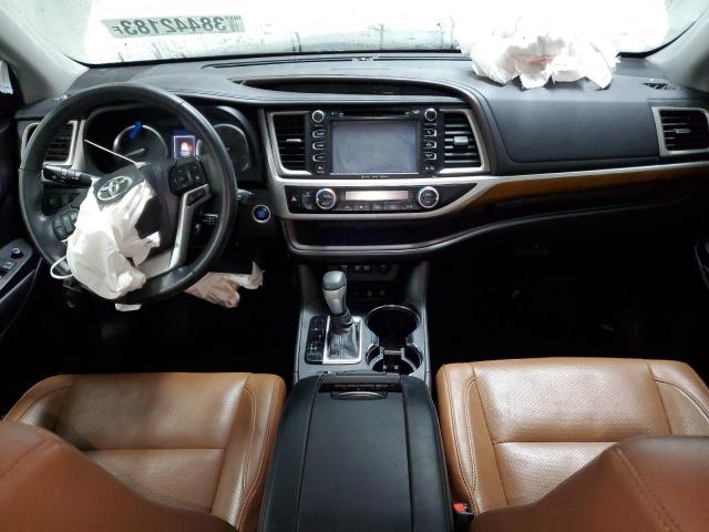 Photo 8 from auction – 2018 TOYOTA HIGHLANDER with VIN 5TDDZRFH2JS820507
