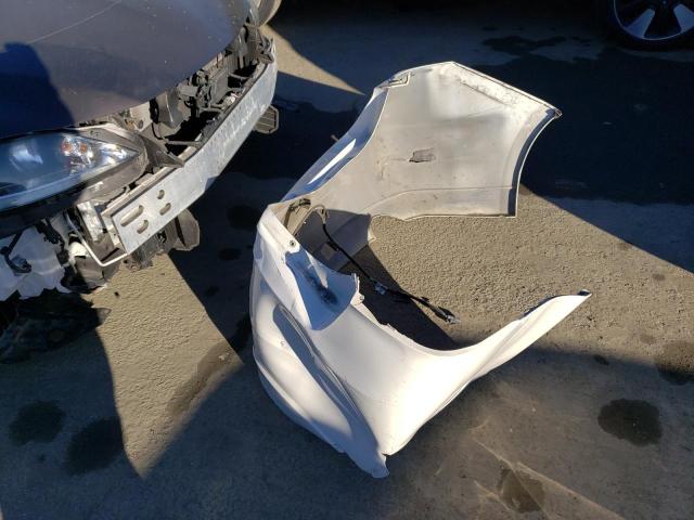 Photo 12 from auction – 2011 FORD FOCUS S with VIN 1FAHP3EN8BW190821