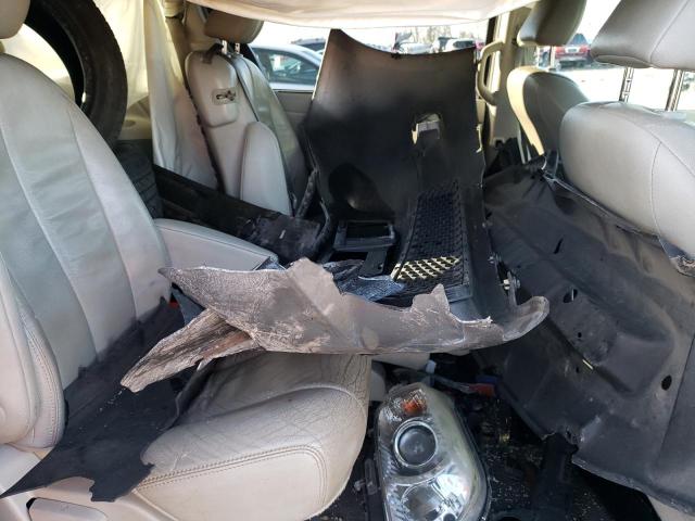 Photo 10 from auction – 2014 TOYOTA SIENNA XLE with VIN 5TDYK3DC2ES433584