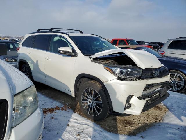 Photo 4 from auction – 2017 TOYOTA HIGHLANDER with VIN 5TDJZRFH3HS379015