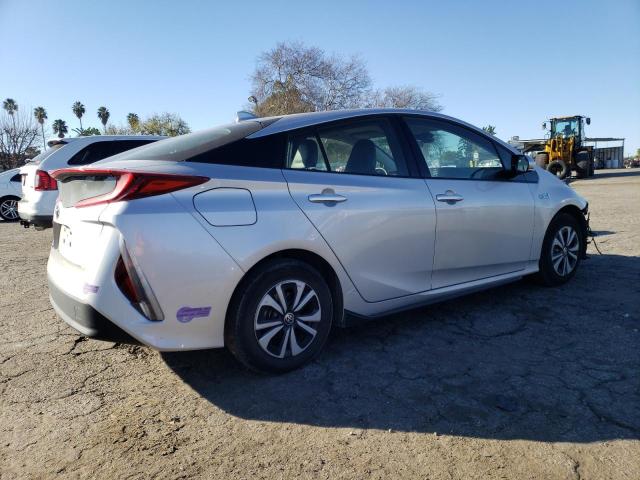 Photo 3 from auction – 2019 TOYOTA PRIUS PRIM with VIN JTDKARFP7K3112343
