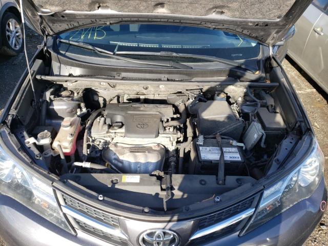Photo 12 from auction – 2015 TOYOTA RAV4 XLE with VIN JTMRFREV9FJ041907