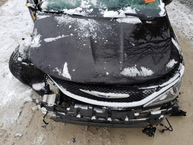Photo 12 from auction – 2017 CHRYSLER PACIFICA T with VIN 2C4RC1BG2HR762472