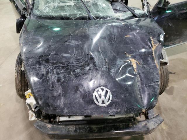 Photo 11 from auction – 2016 VOLKSWAGEN BEETLE SE with VIN 3VWJ07AT8GM635042