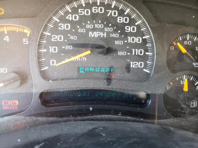 Photo 9 from auction – 2005 CHEVROLET SILVERADO with VIN 1GCHK232X5F902360
