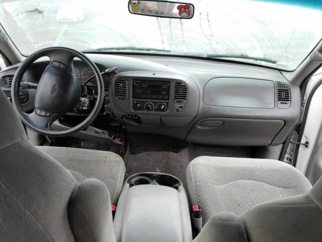 Photo 8 from auction – 2000 FORD F150 with VIN 1FTRX17L6YNB61136