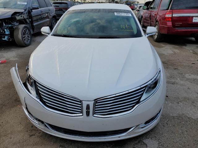 Photo 5 from auction – 2015 LINCOLN MKZ with VIN 3LN6L2G98FR602215