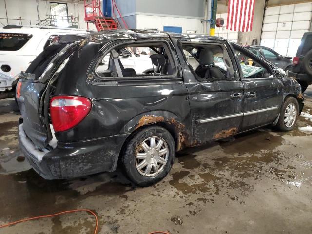 Photo 3 from auction – 2006 CHRYSLER TOWN & COU with VIN 2A4GP54L76R775092