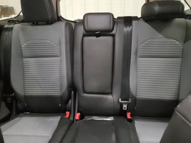 Photo 10 from auction – 2019 FORD ESCAPE SE with VIN 1FMCU9GD7KUA23376