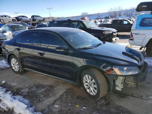 Photo 4 from auction – 2012 VOLKSWAGEN PASSAT S with VIN 1VWAP7A33CC082386