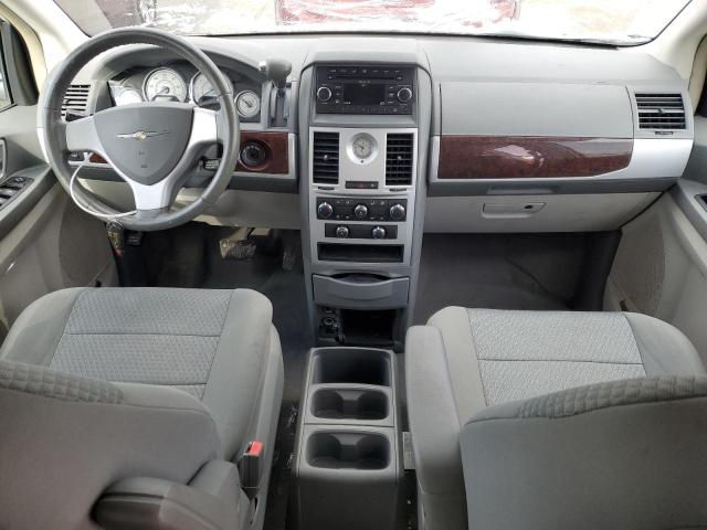 Photo 8 from auction – 2010 CHRYSLER TOWN & COU with VIN 2A4RR5D17AR103303