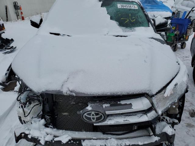 Photo 12 from auction – 2018 TOYOTA HIGHLANDER with VIN 5TDJZRFH5JS825817