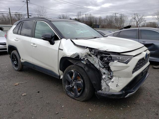 Photo 4 from auction – 2020 TOYOTA RAV4 XSE with VIN 2T3EWRFV5LW085512