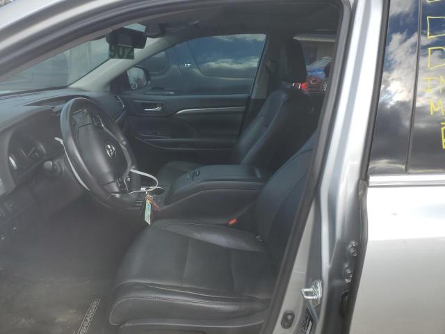 Photo 7 from auction – 2018 TOYOTA HIGHLANDER with VIN 5TDYZRFH7JS258475